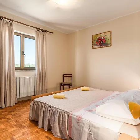 Semesterbostad Anzici Cr