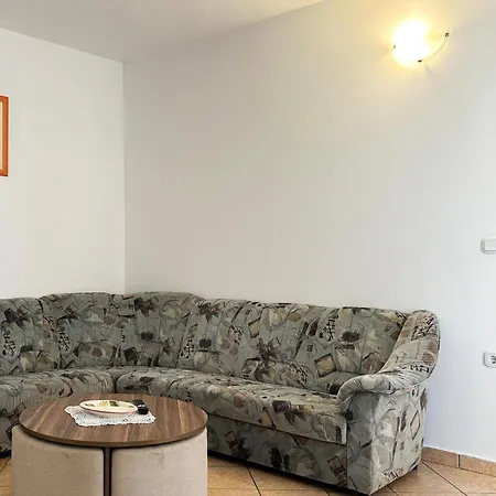 Vackert Hem I Semesterbostad Višnjan